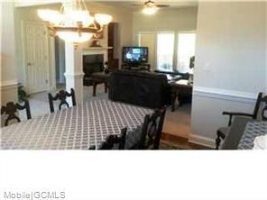 Building Photo - 8889 Augusta Ct