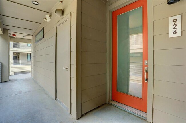 Building Photo - 2804 Treble Ln