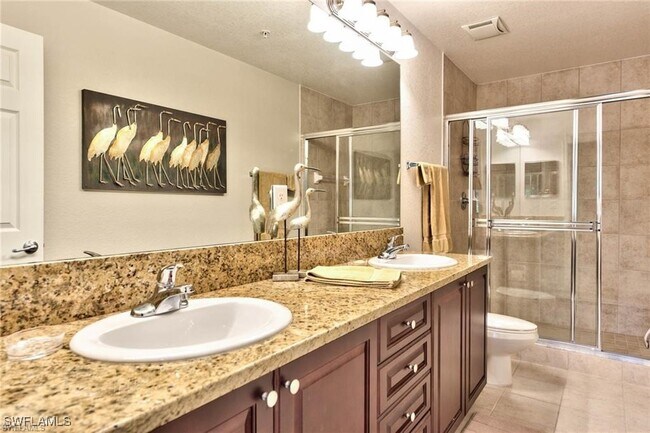 Building Photo - 8560 Violeta St