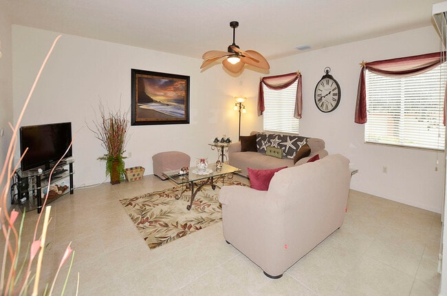 Building Photo - 2553 Langrove Ln SW