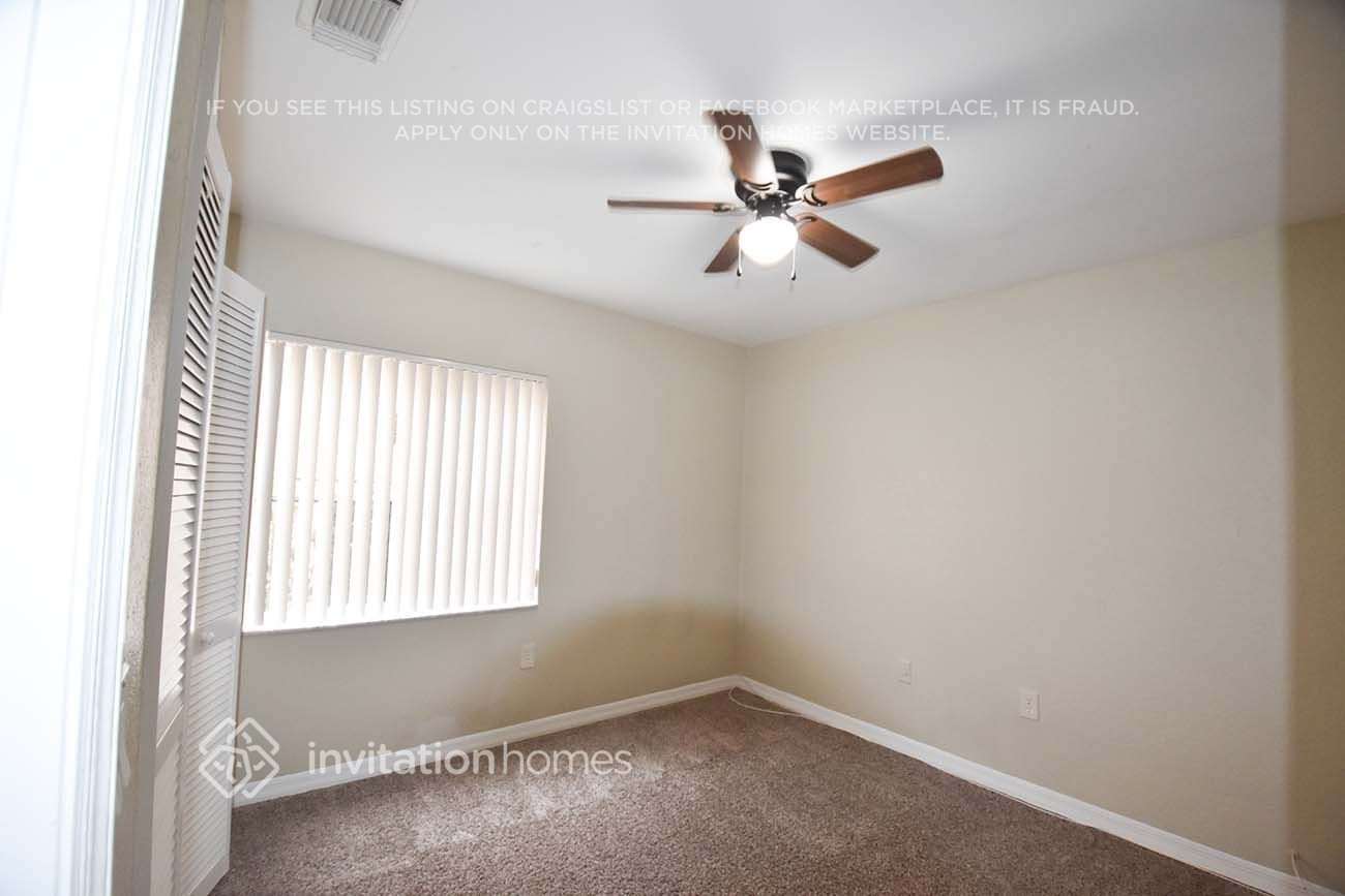 Building Photo - 211 NW 187th Ave