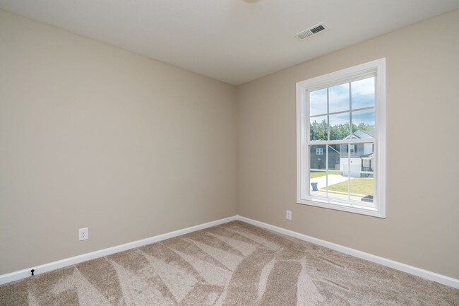 Building Photo - 1325 Shockey Dr