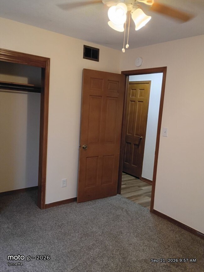 Building Photo - 3306 Mockingbird Ln
