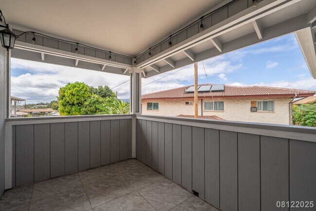 Building Photo - $4900 4BR/2.5BA Ewa Beach Unit - Energy Ef...