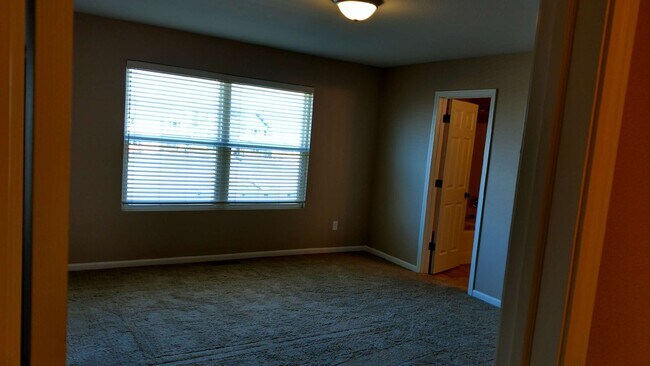 Building Photo - Waterfront Property in Lakewood w/ Dock Coming Available Soon!