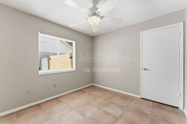 Building Photo - 3306 Laurel Dale Dr