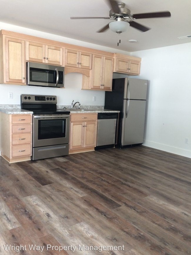 Building Photo - 1138 Kenton St