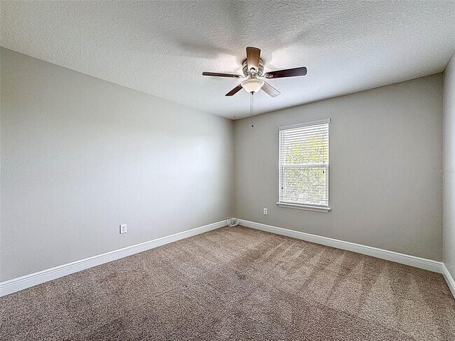 Building Photo - 1606 Feather Grass Loop