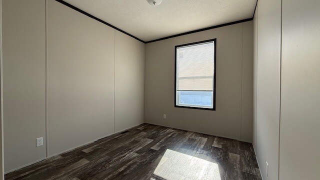 Building Photo - 16023 Villaire Ave