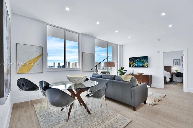 Building Photo - 18800 NE 29th Ave