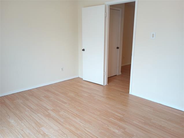 Building Photo - 2500 E Park Blvd