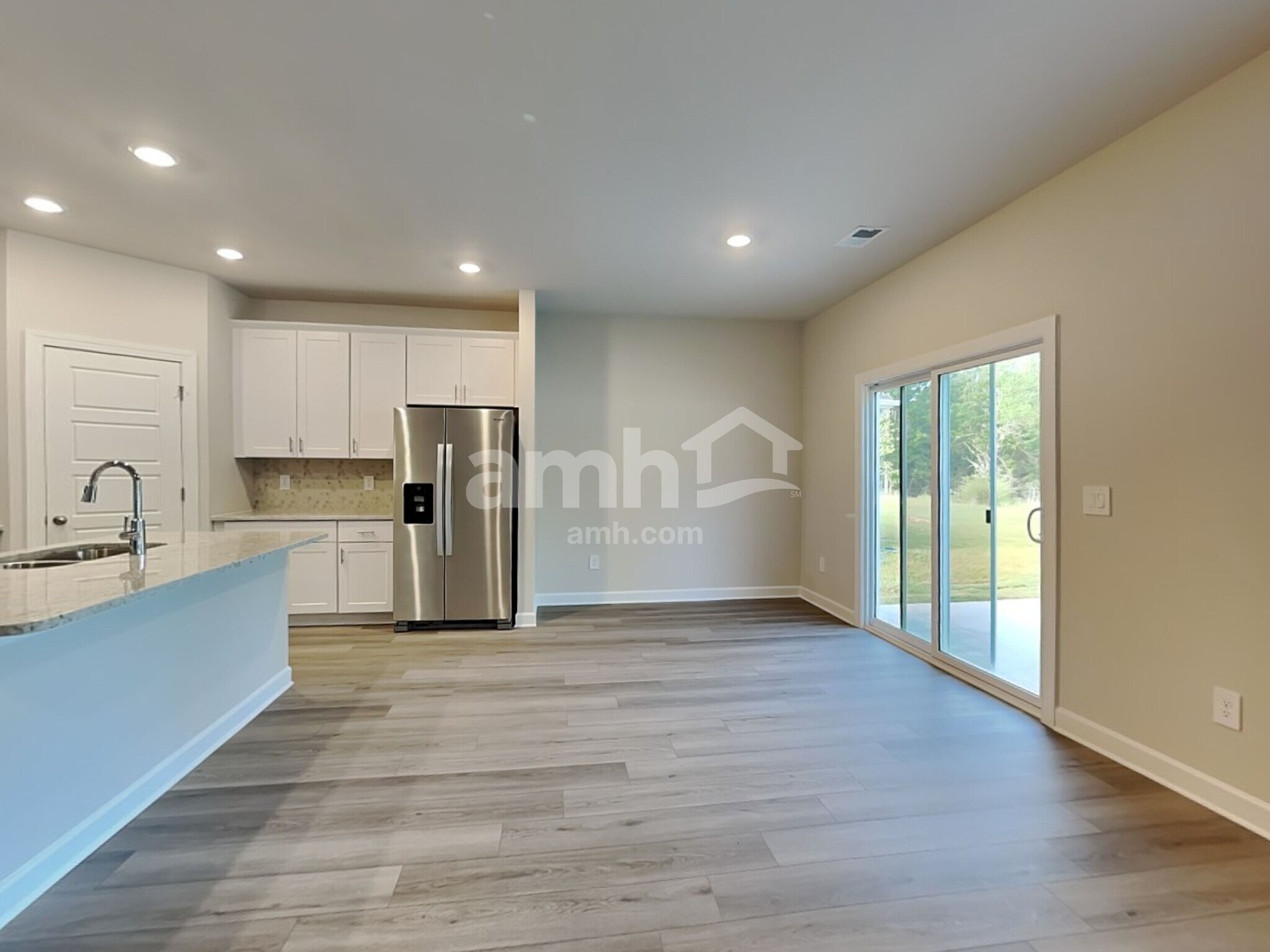 Building Photo - 769 Treeline Rd