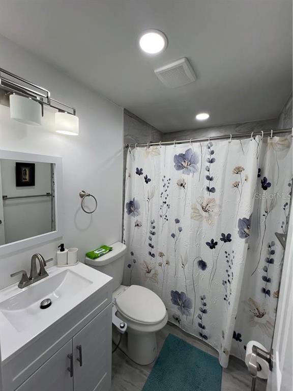 Building Photo - 6818 Eden Ln