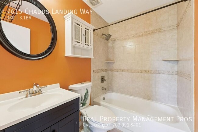 Building Photo - 7615 Chadds Landing Way