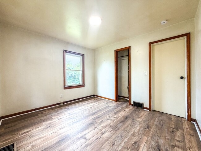 Building Photo - 2947 Colorado Ave