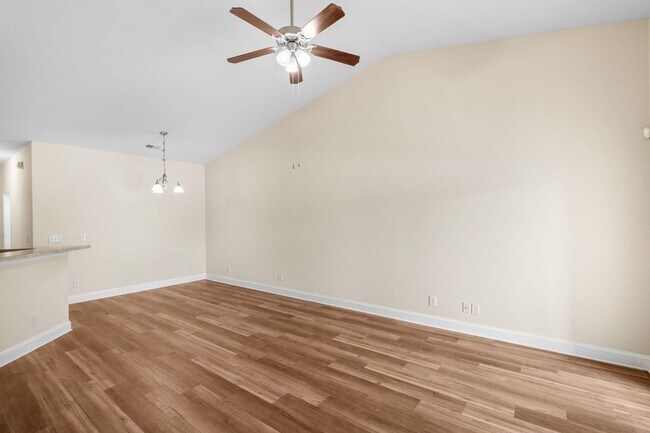 Building Photo - 239 Portsmith Dr