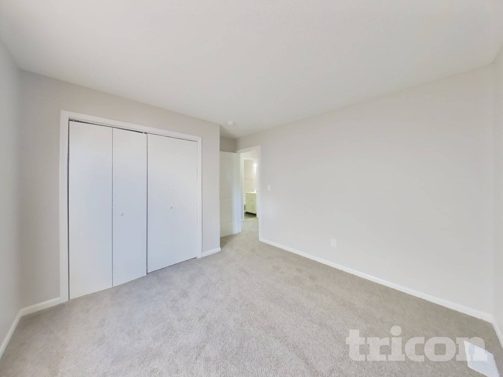 Building Photo - 4249 Village Bend Dr