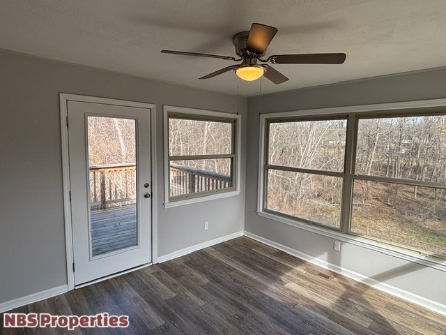 Building Photo - 4520 Ventura Dr