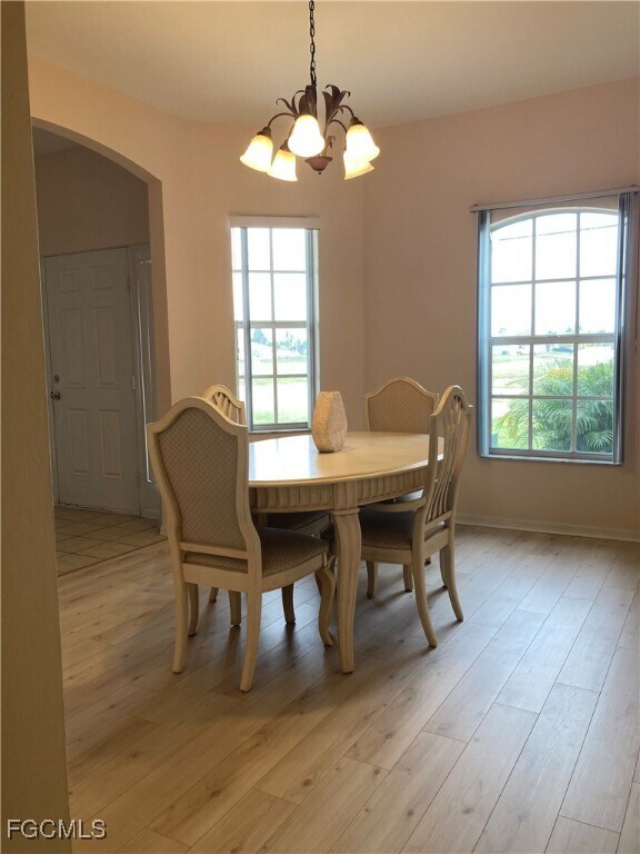 Building Photo - 2425 Embers Pkwy W