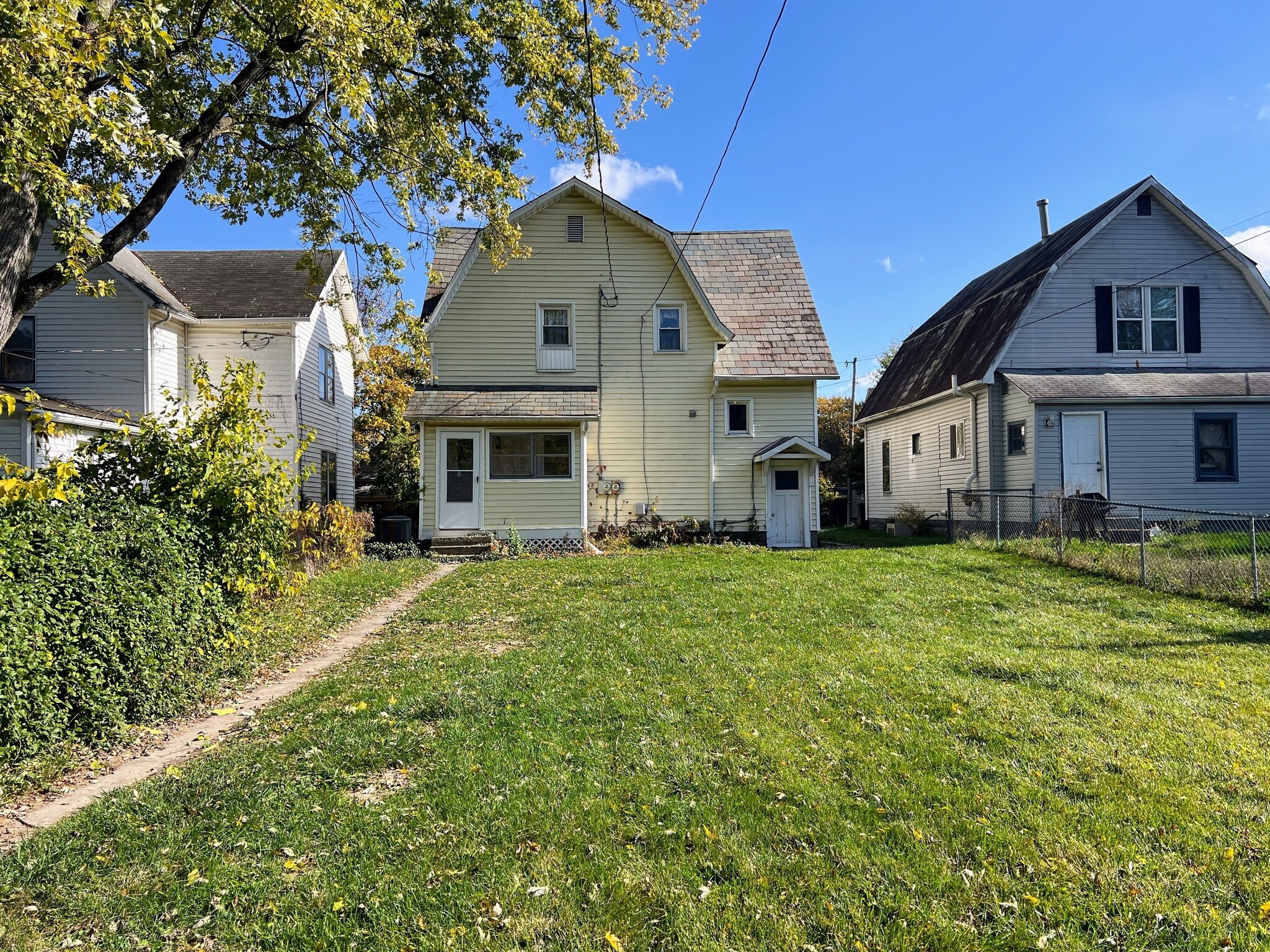 Building Photo - 41 Bowers Ave