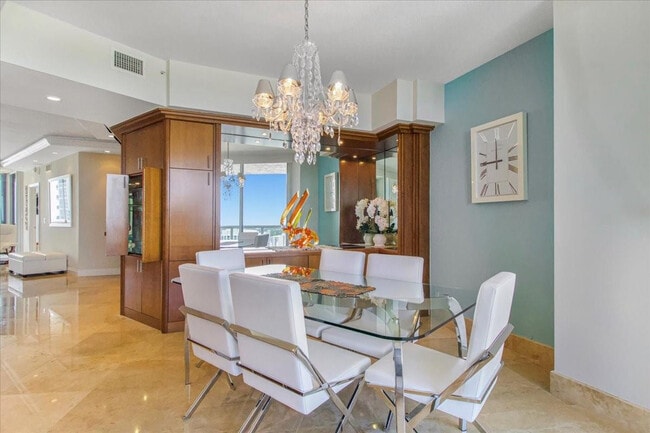 Building Photo - 3100 N Ocean Blvd