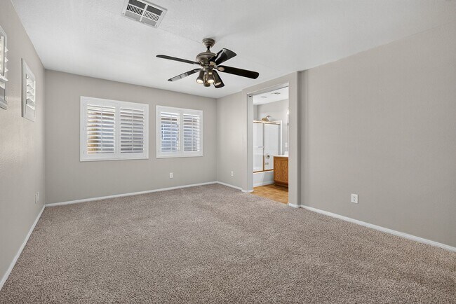 Building Photo - 6777 Wormwood Ln