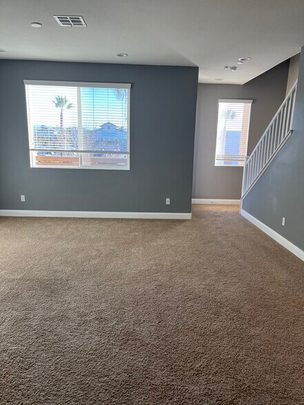 Building Photo - 7363 Luminaire Pl