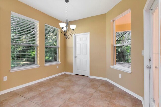 Building Photo - 16102 Colchester Palms Dr