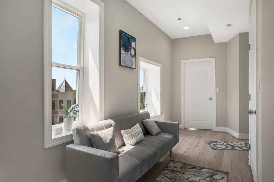 Building Photo - 45 Rhode Island Ave NE