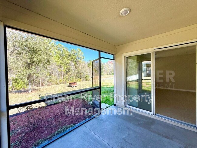 Building Photo - 8704 Lake George Cir W