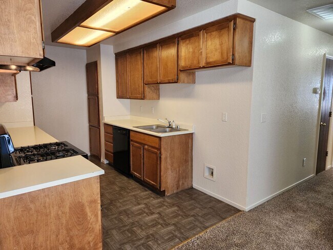Building Photo - Kimmerling1401 Way