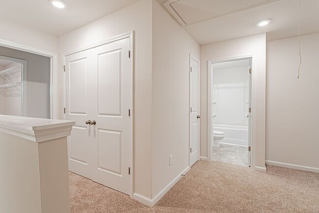Building Photo - Brand New Townhome in Peachtree Park in Du...