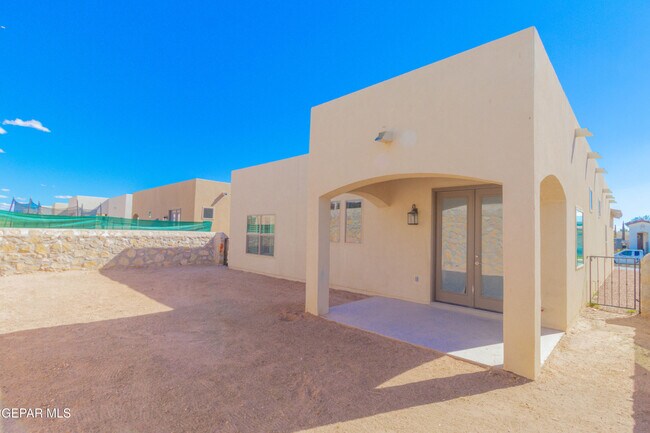 Building Photo - 13815 Paseo De Plata Dr