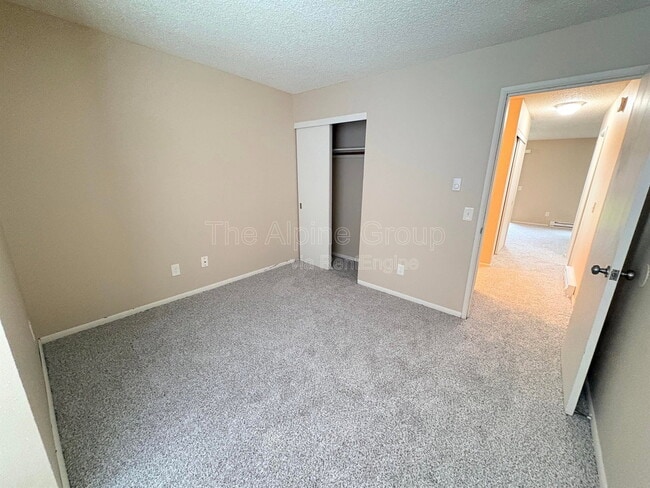 Building Photo - 17890 SW Alexander St