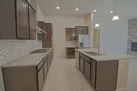 Building Photo - 5413 E Village Rd NE