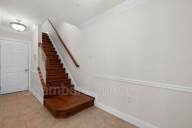 Building Photo - 415 N Upton Ct