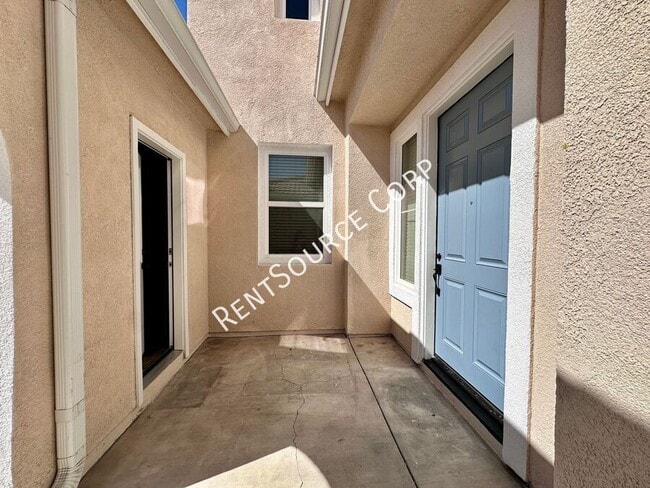 Building Photo - 16339 Mountain Ln
