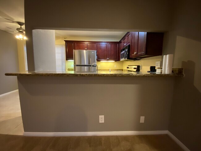 Breakfast Counter - 3731 37th St