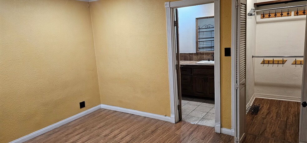 Building Photo - 6459 San Luis St