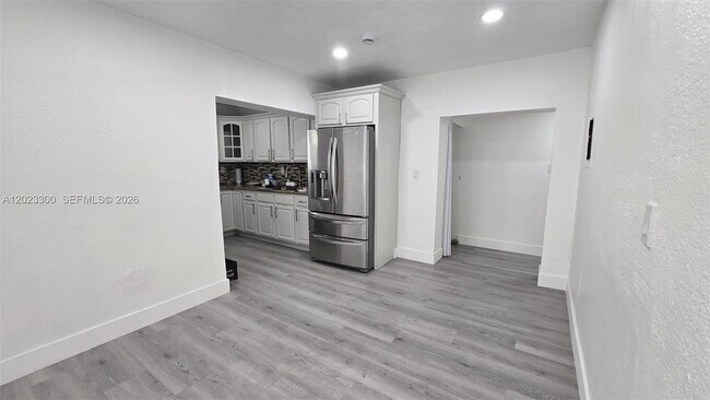 Building Photo - 2645 SW 90th Ave