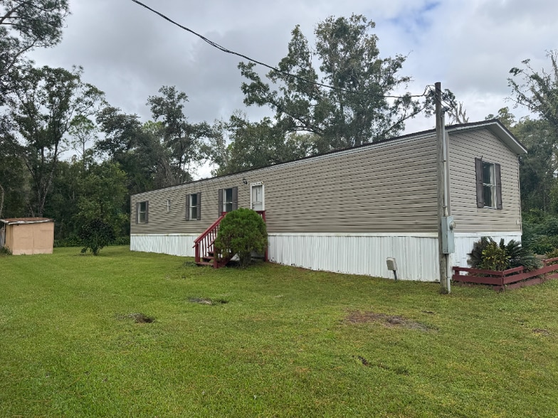 Primary Photo - 6901 Mangrove Dr