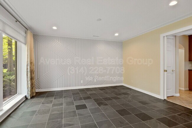 Building Photo - 101 Graybridge Rd