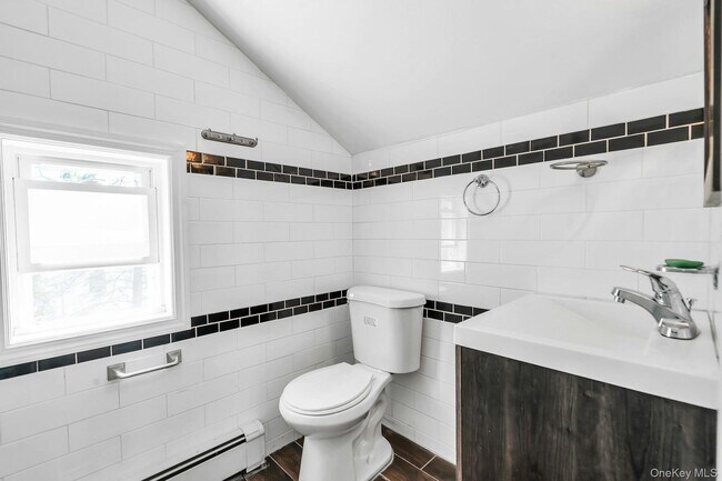 Building Photo - 36B Avenue A