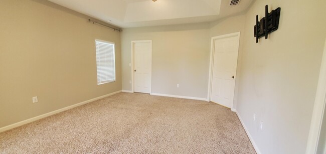 Building Photo - 4227 Broomsedge Cir