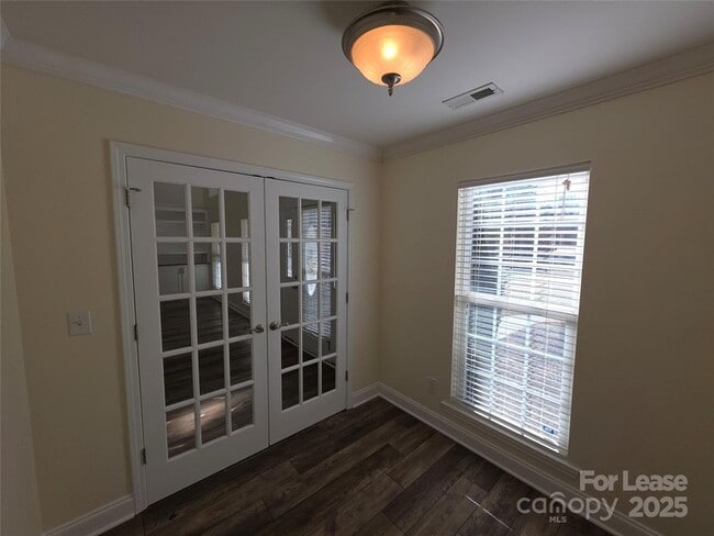 Building Photo - 1682 Lane Rd