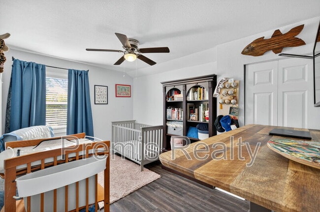 Building Photo - 4201 3rd Ave N