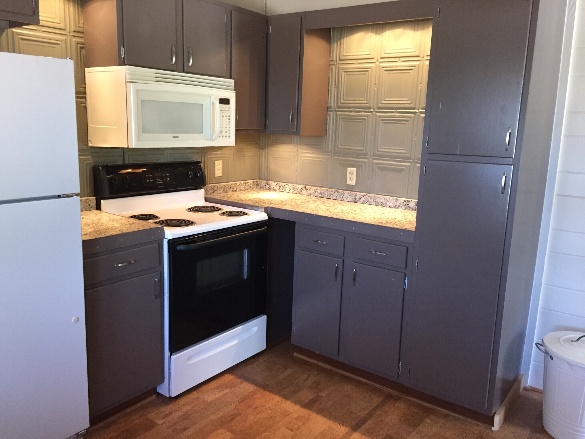Kitchen - 3837 Old Hendersonville Highway