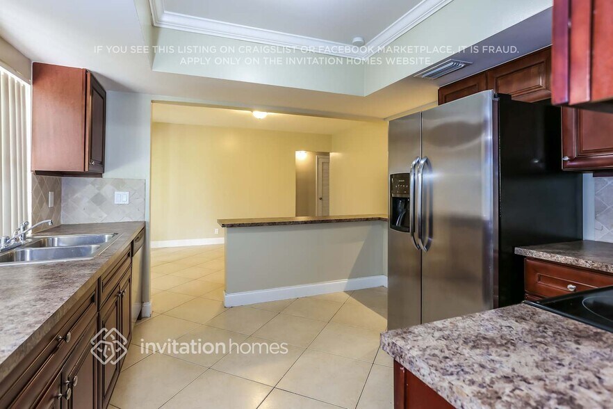 Building Photo - 3311 N 41st Ct