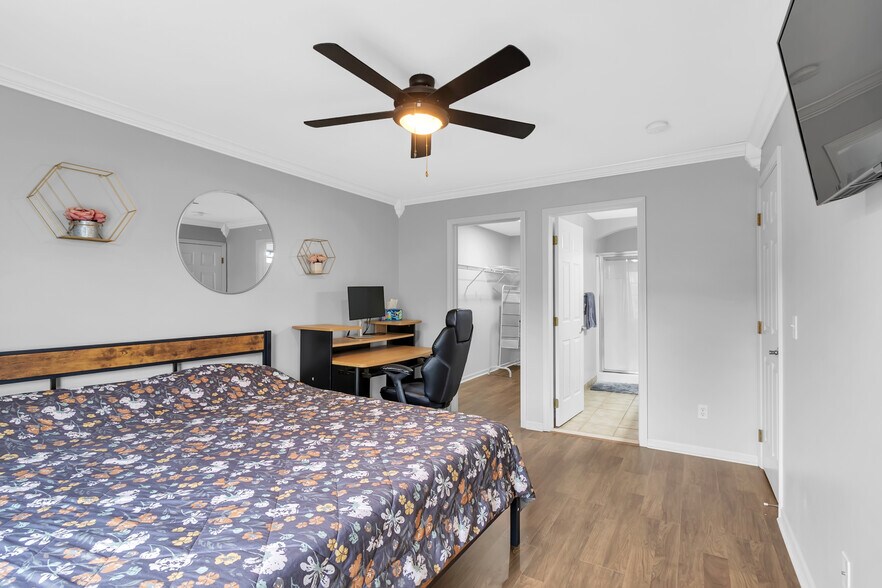 Building Photo - 2934 Signature Blvd