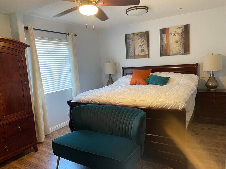 Building Photo - 9212 Pennywood Rd